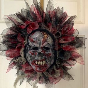 Halloween horror wreath